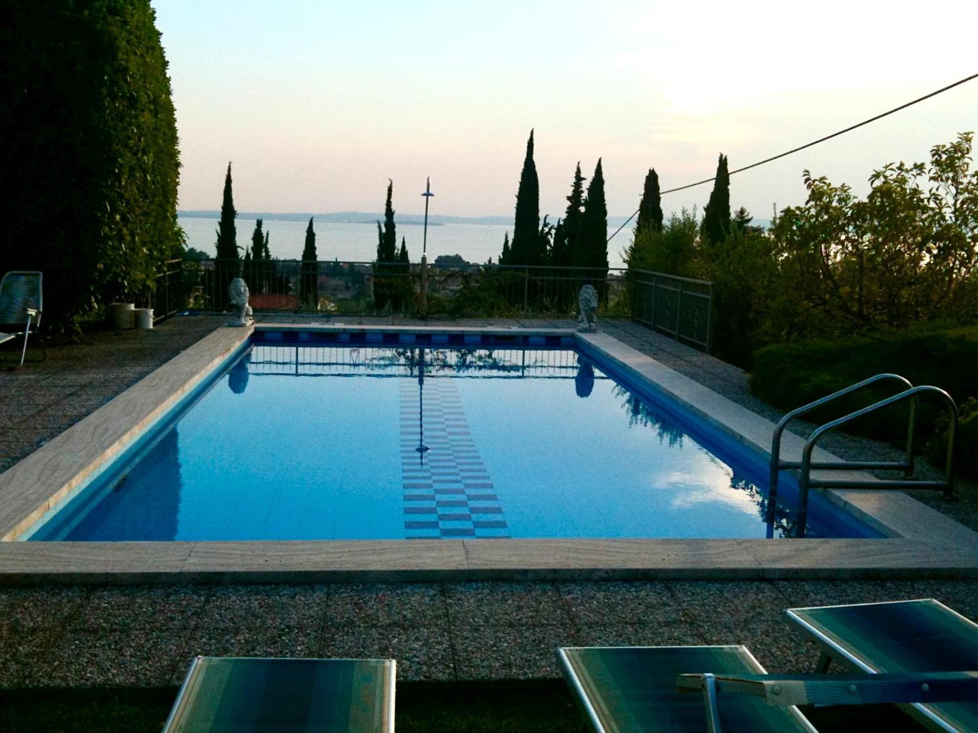 Poli Villa'S Apartment Bardolino Exteriér fotografie